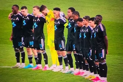 لم يمت.. دقيقة حداد بالدوري البلغاري تكشف بقاء لاعب على قيد الحياة (فيديو)